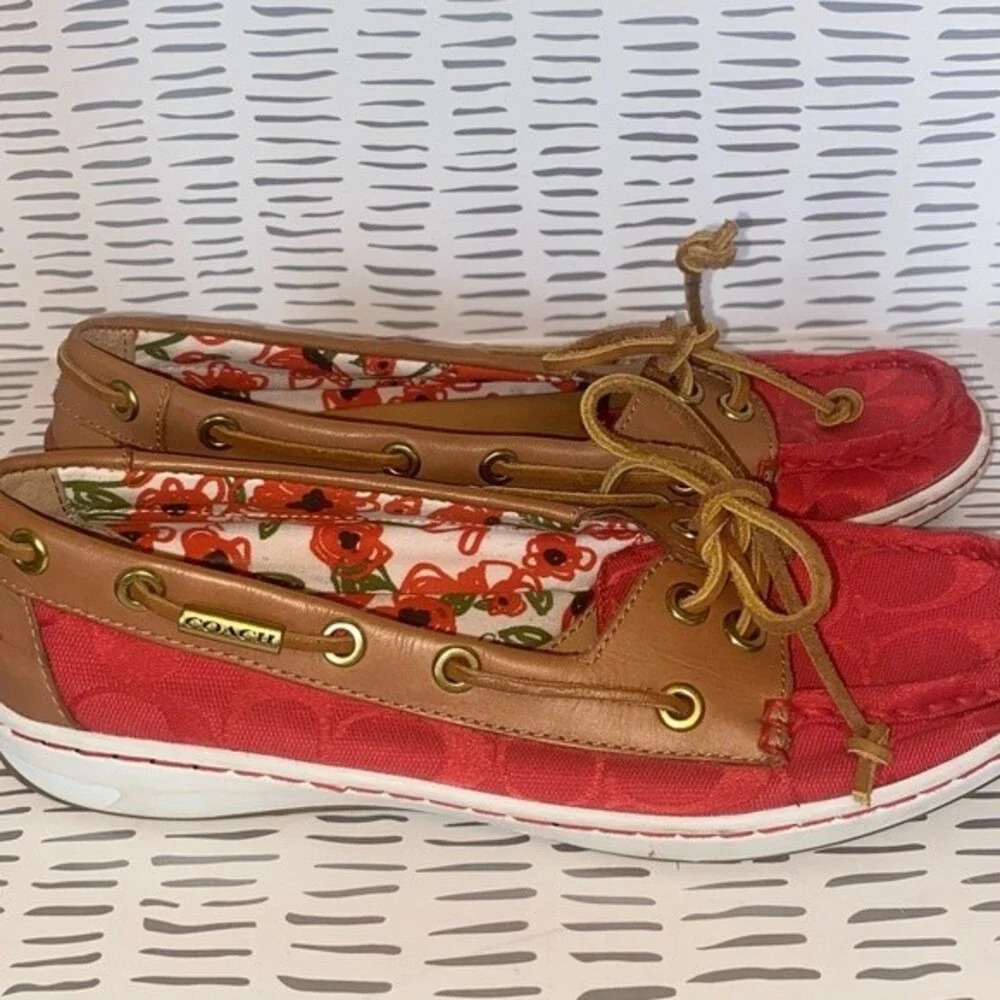 COACH “Richelle” Top Siders Boat Shoes Red‎ Logo Embossed size 7.5 - Picture 5 of 7